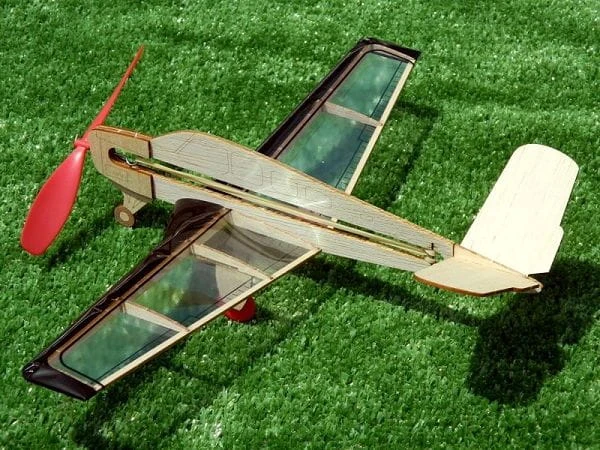 Guillow's Freiflugmodell V-Tail Wurfgleiter Balsabausatz – Bild 2