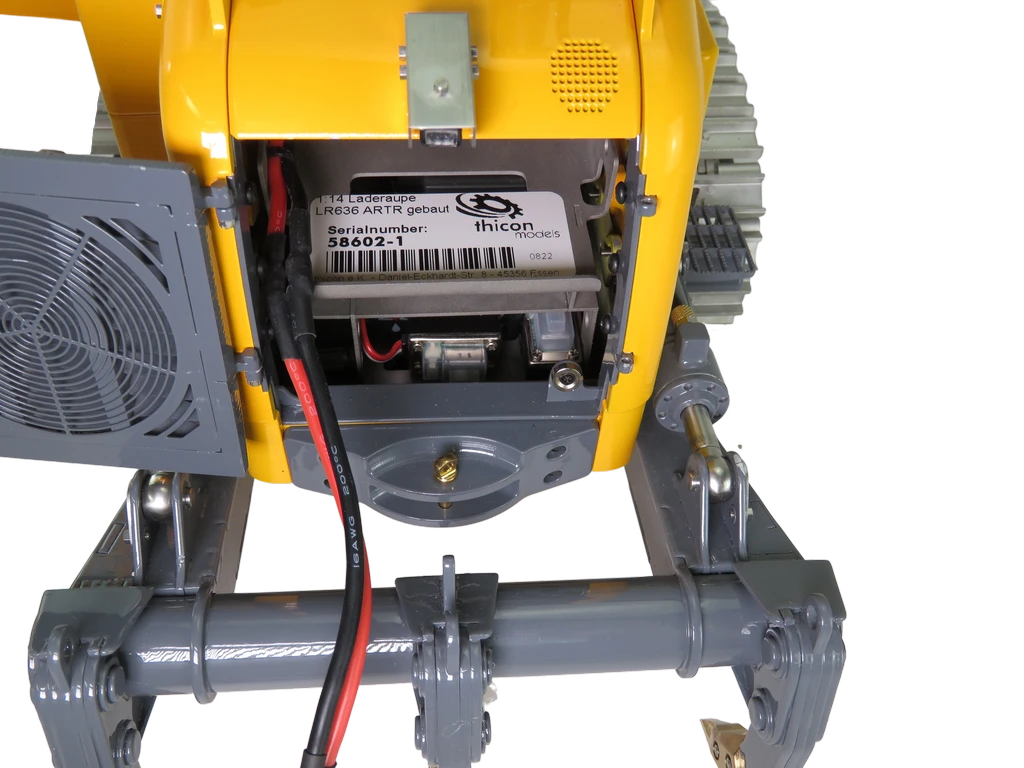 Lesu 1:14 Laderaupe L636R ARTR Gebaut, Lackiert Mit Aufreißer – Bild 9