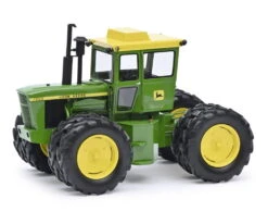 Schuco John Deere 7520 Grün 1:32