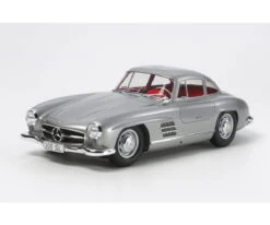 Tamiya Mercedes Benz 300SL Flügeltürer 1:24 Platik Modellbau Auto Bausatz