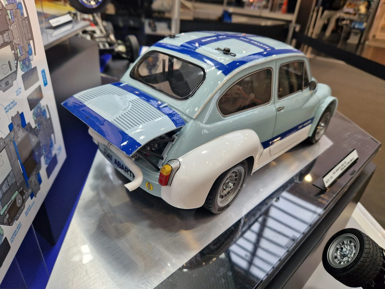 Tamiya RC Fiat Abarth 1000TCR Berlina Corse MB-01 Chassis Bausatz 1:10 – Bild 3